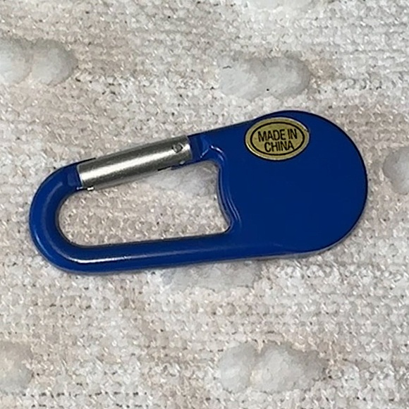 ɴᴡᴛ Compass Carabiner w/ Box🧭🧗🏽 - Picture 2 of 4
